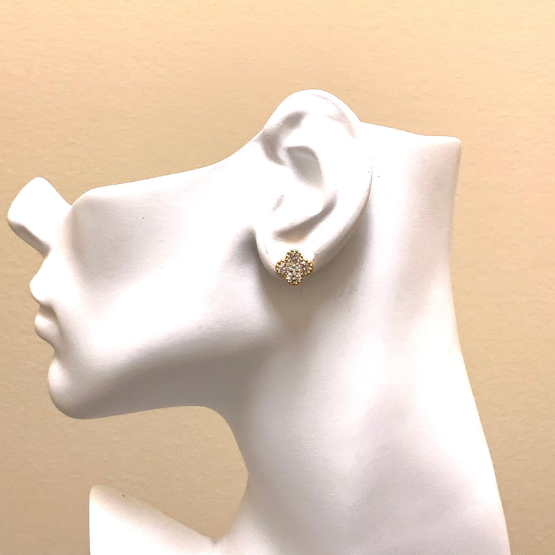 Clover Shape CZ Stud Earrings - Sapphire